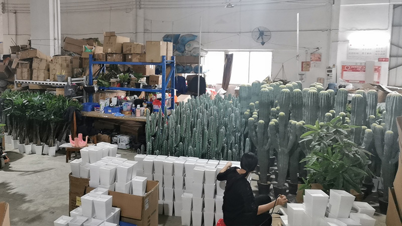 Artificial plant factory Artificial cacti and plants production workshop, showcasing factory preparation for wholesale.